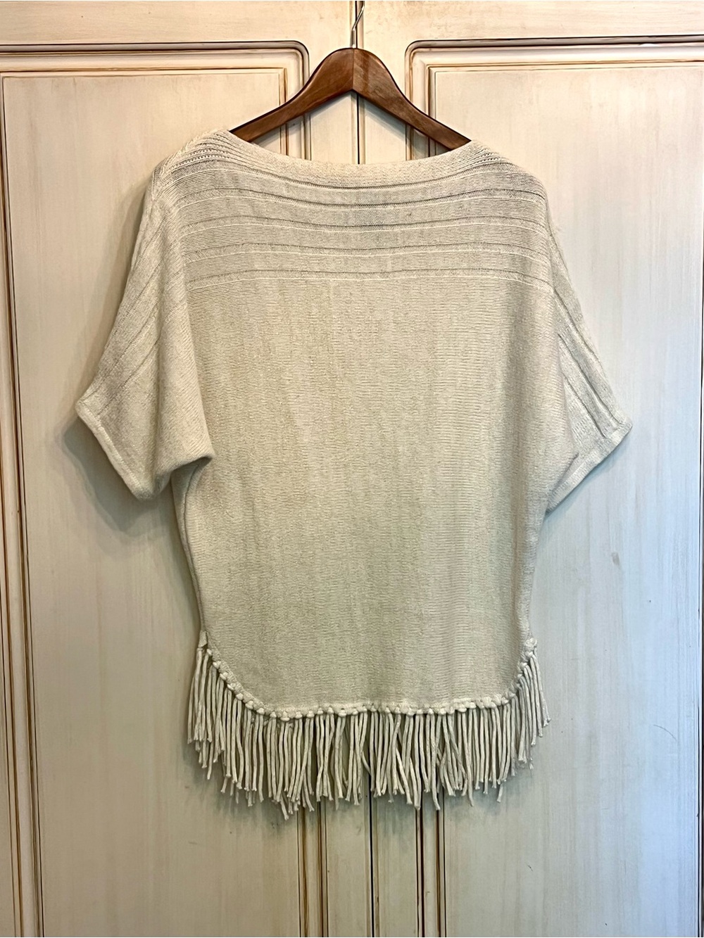 New Directions Sweater Cream & Gold Shimmer Fringe Hem Dolman Sleeve Boat Neck S